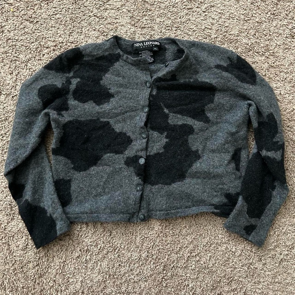 Nina Leonard Women's Gray and Black Sweater